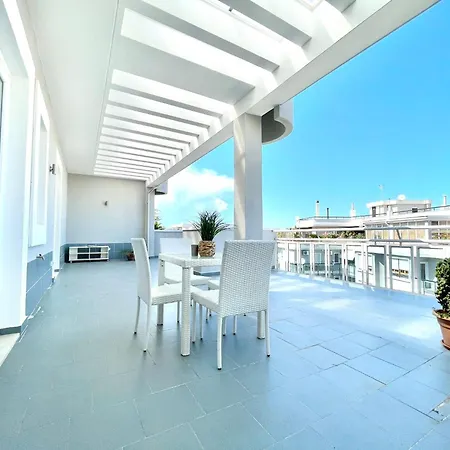 L'Attico Di Dimore Del Sud Trani Exterior photo